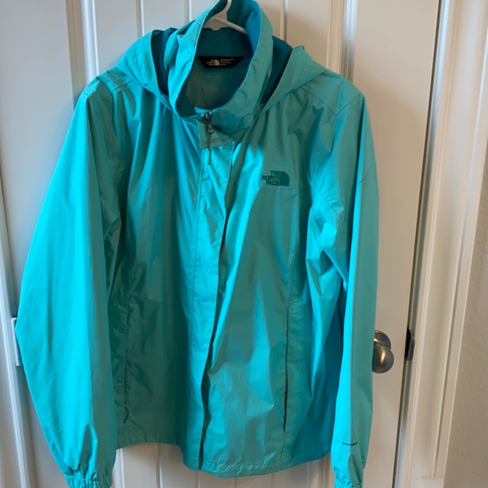 North Face women’s rain jacket like new dry vent